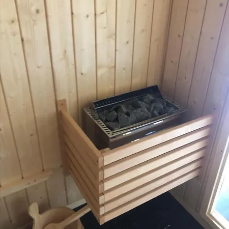 Bauernhof Am Storchennest Mit Sauna Und E-tankstelle Vakantiehuis Chrzaszczewo